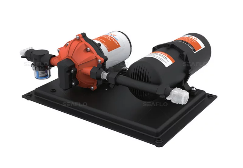 Seaflo Tankli Hi̇drofor 12 V 20.8 LT. 1.00 LT Tank