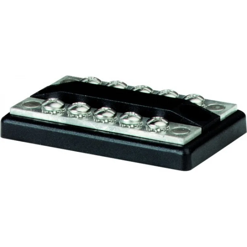 100A çiftli terminal. Negatif ve pozitif terminaller bir blokta toplanmıştır.