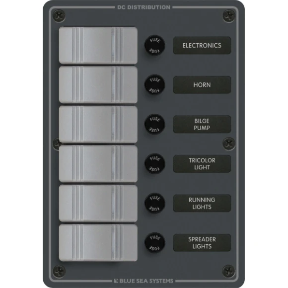 Blue Sea Systems Su geçirmez sigorta paneli. Flybridge ve açık kokpitler için dizayn edilmiştir.