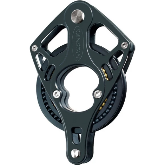 Pupa çarmıhı makarası, kuyruklu