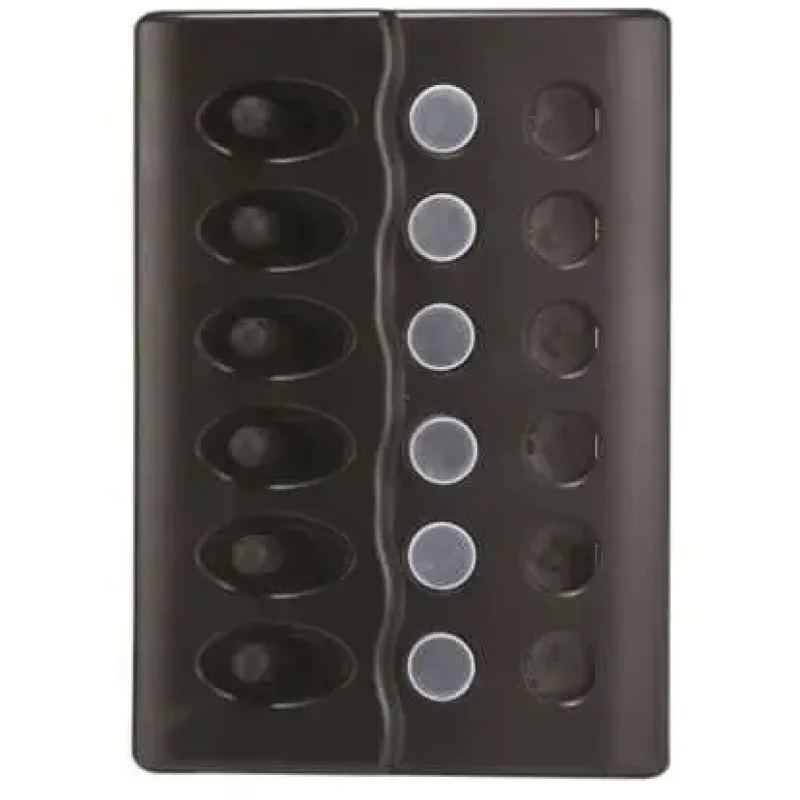 Sigorta paneli. 12V. 15A sigortalı ve led göstergeli suya mukavim ABS panel. 30 adet etiket dahildir.