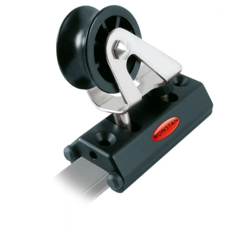 Yönlendirici makaralı ray stoperi