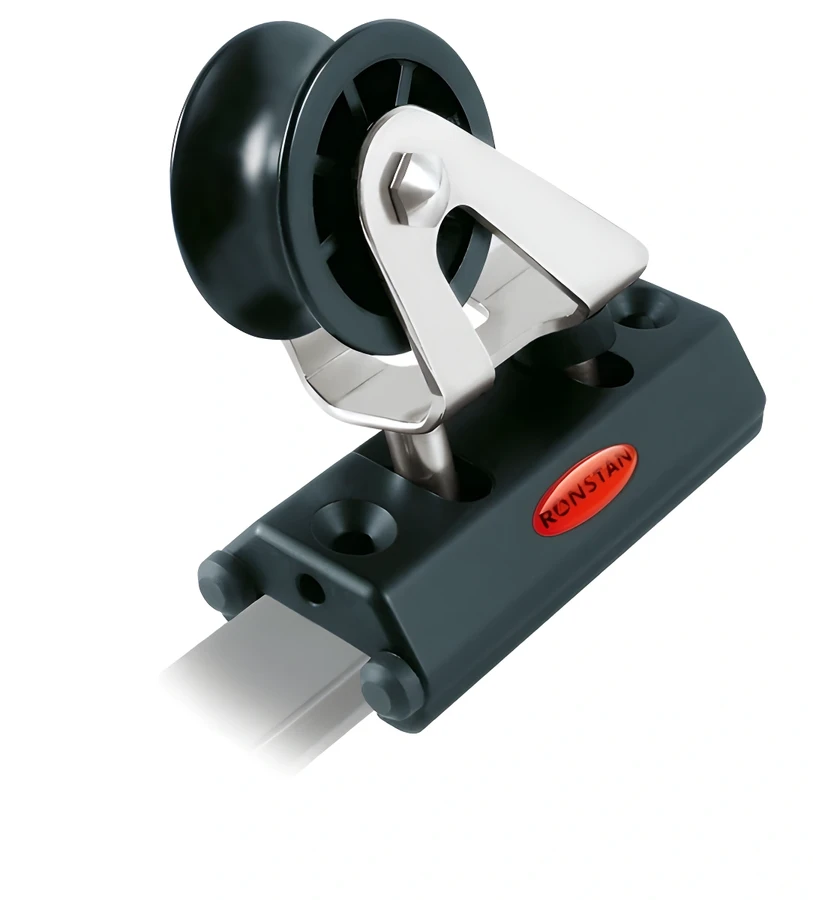 Yönlendirici makaralı ray stoperi