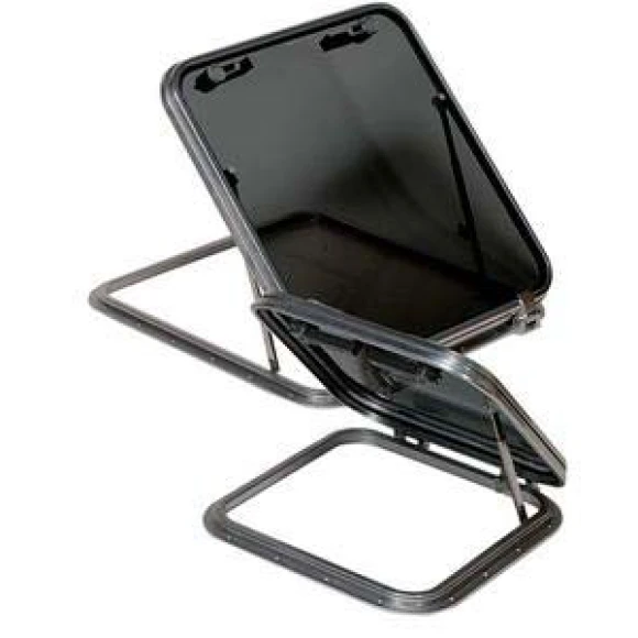 Vetus hatch. Tip libero.