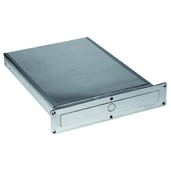 Merdiven. Gömme, paslanmaz çelik.