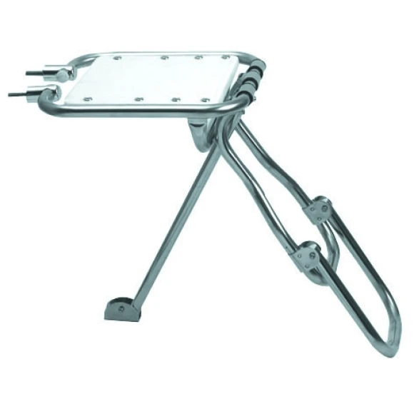 Merdivenli platform.