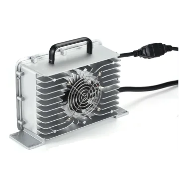 ROYPOW Roypow Smart LifePO4 Akü Şarj Cihazı 24V - 1