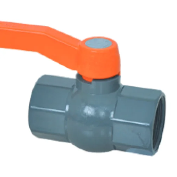 PVC Küresel Vana 1 1/4”